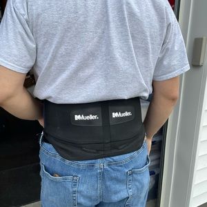 🏋️‍♂️Mueller Velcro Lifting Belt